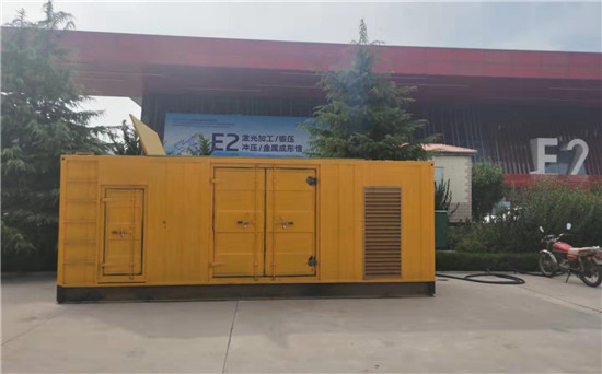感城镇1200KW发电机出租